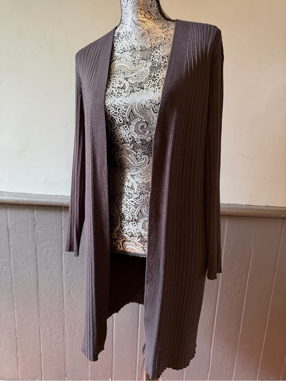Time and Tru Ribbed Open-Front Cardigan in Black